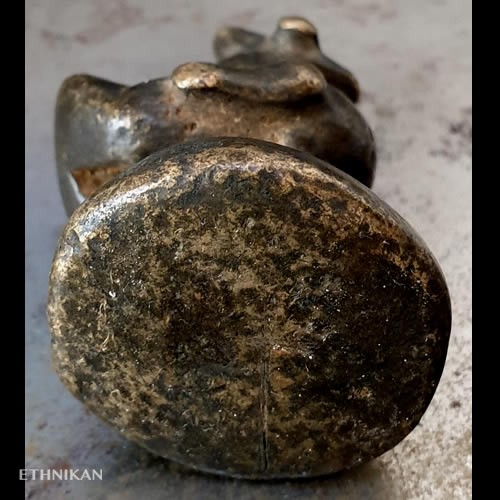 Vieux poids à opium Kachin II – Image 2