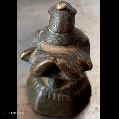 Vieux poids à opium Kachin II – Image 5